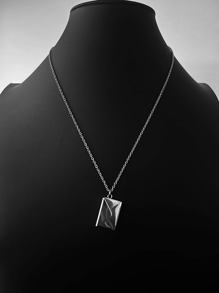 Sappho's Jewelry - Her Love Letter