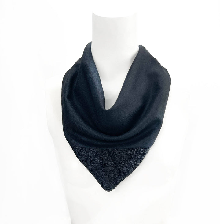 Nocturne Wool &amp; Lace Cowl Neckerchief