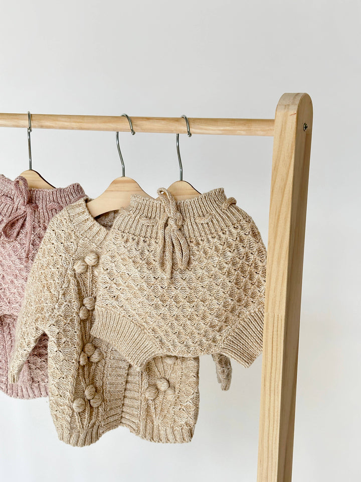 OLIVE & CRADLE - Baby Knit Outfit 4PC SET Sweater Bloomer Booties bonnet