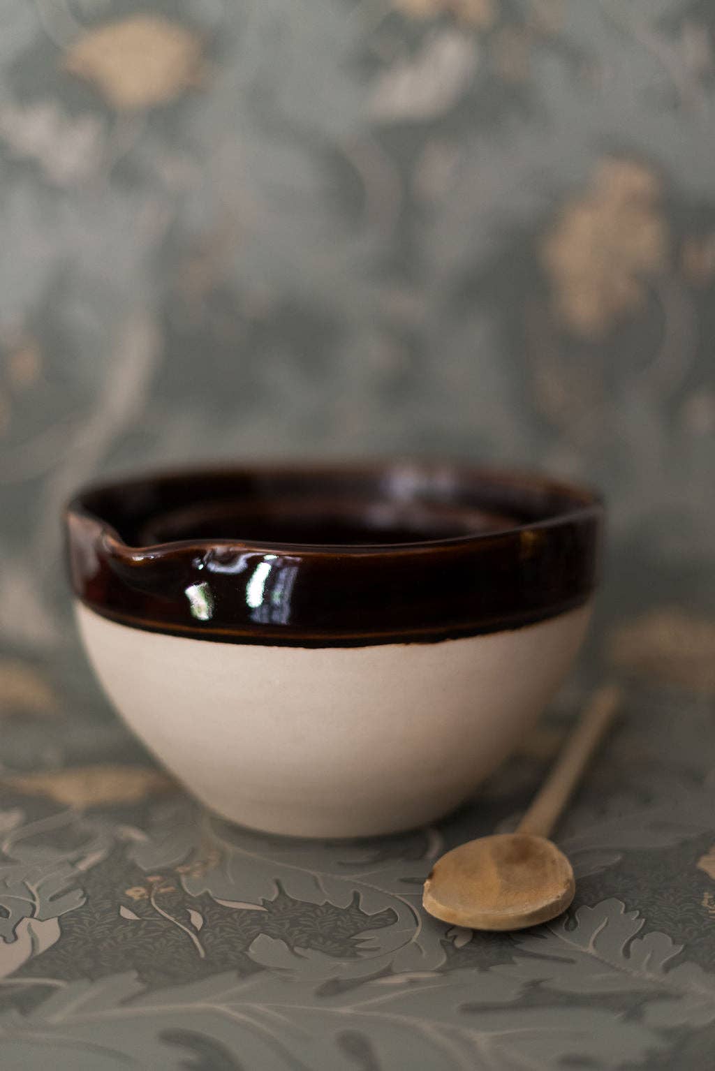 Heritage Stoneware Serving Bowl