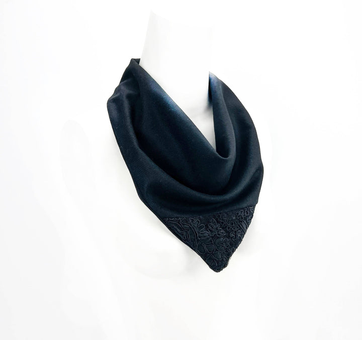Nocturne Wool &amp; Lace Cowl Neckerchief