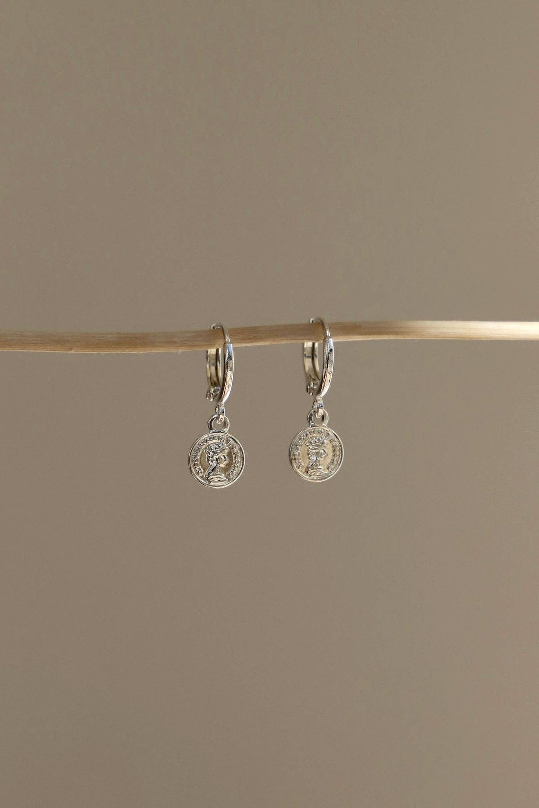 Mira Petite Coin Huggie Earrings – Silver