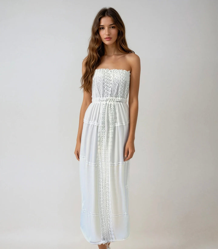 Pre-Owned: Shinestar White Crochet Lace Maxi Dress