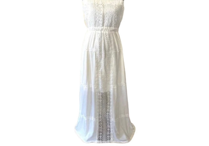Pre-Owned: Shinestar White Crochet Lace Maxi Dress