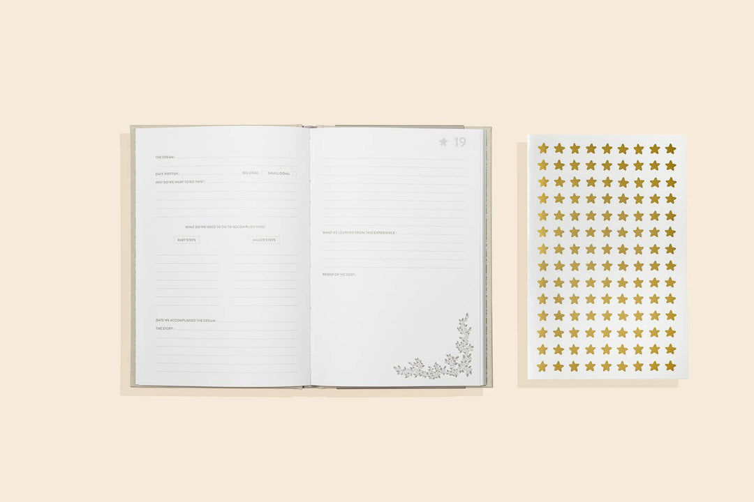 Our Bucket List Adventures: A Journal for Couples