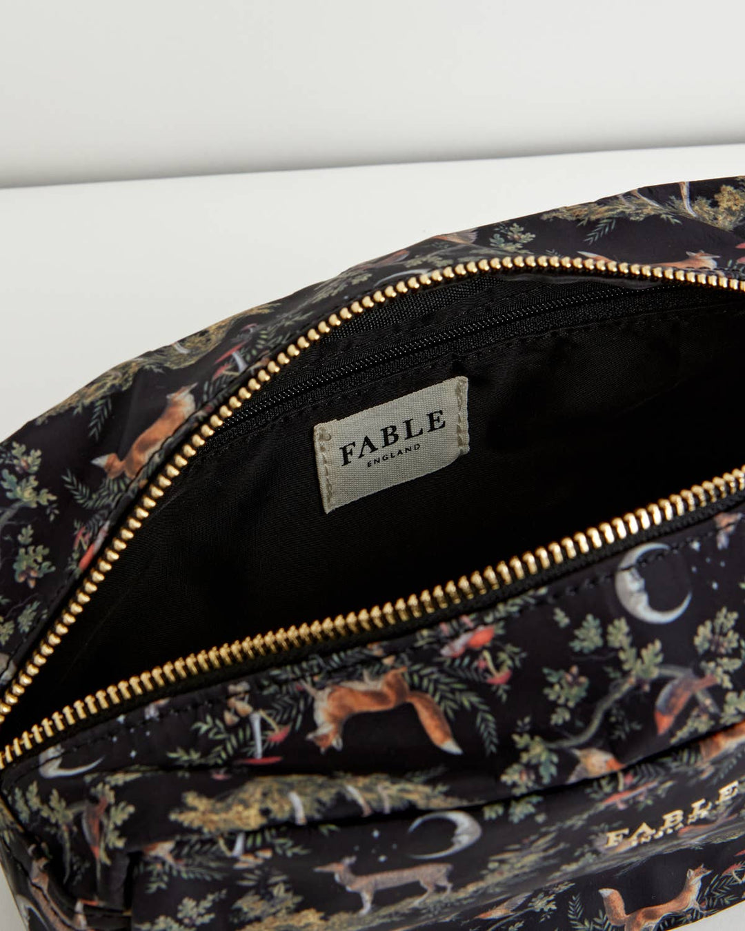 Fable England - FABLE A Night's Tale Woodland Pouch Black