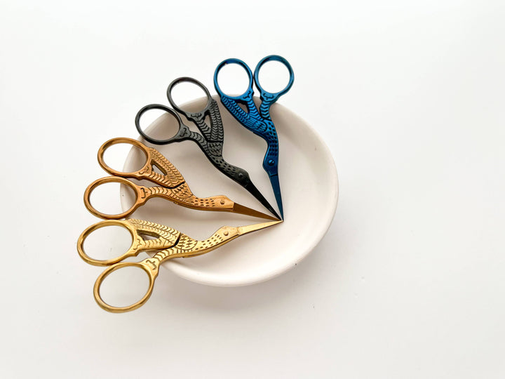 Matryoshka Doll Shop - Embroidery stork scissors, small bird scissors
