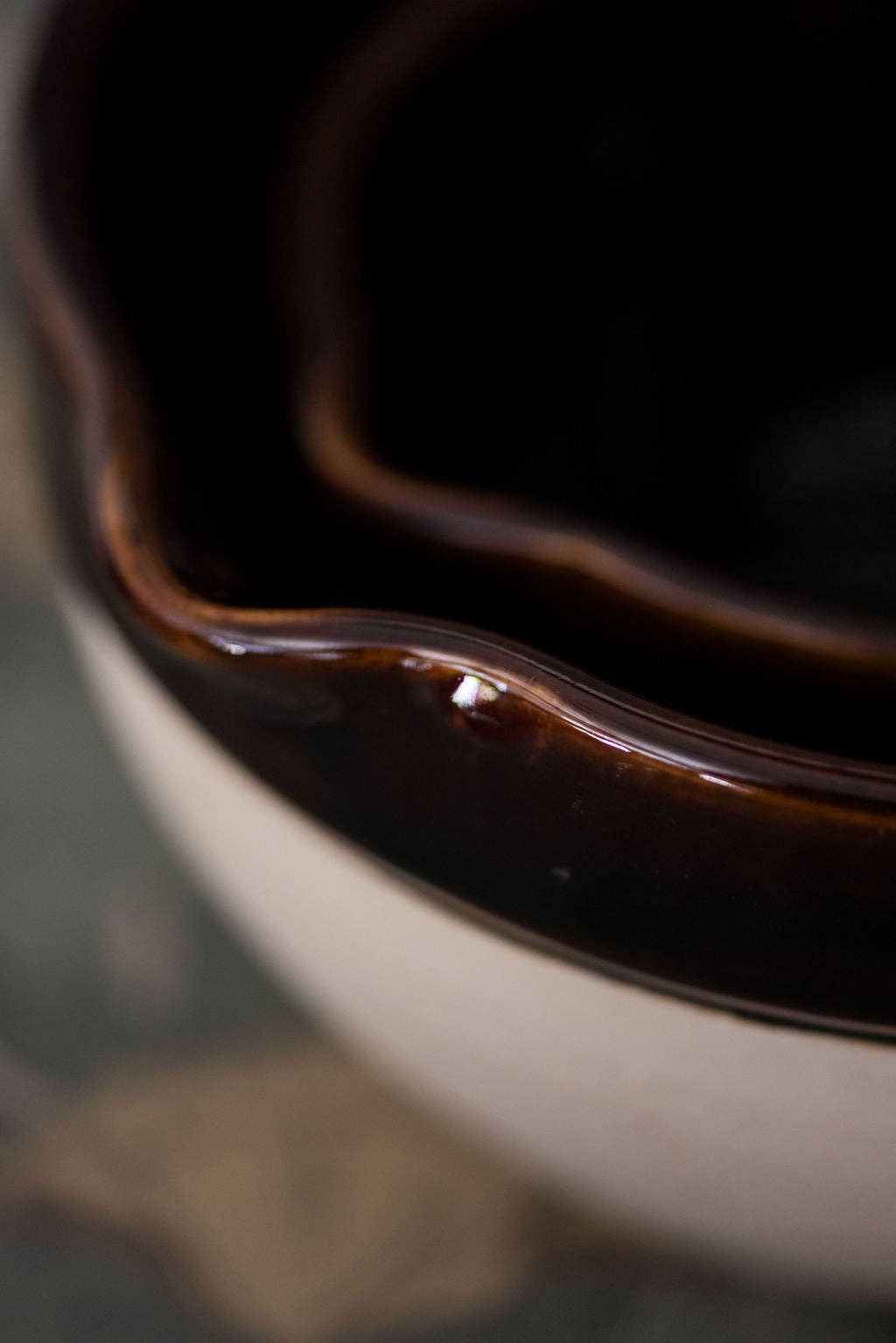 Heritage Stoneware Serving Bowl